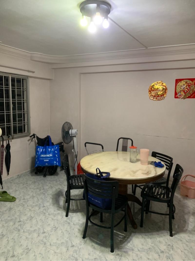 370 Tampines Street 34 HDB Apartment Room Rental, $700, 1 Bed 1 Bath 129 sqft $5.43 psf