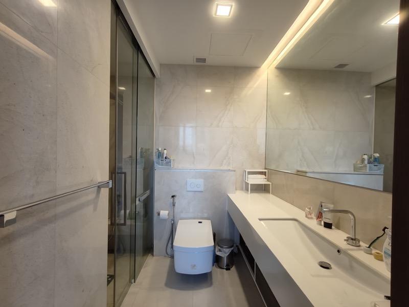 The Scotts Tower Condominium For Rent, $5,900, 2 Bed 2 Bath 807 sqft $7.31 psf