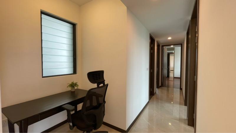 Normanton Park Condominium For Rent, $9,999, 4 Bed 2 Bath 1,195 sqft $8.37 psf