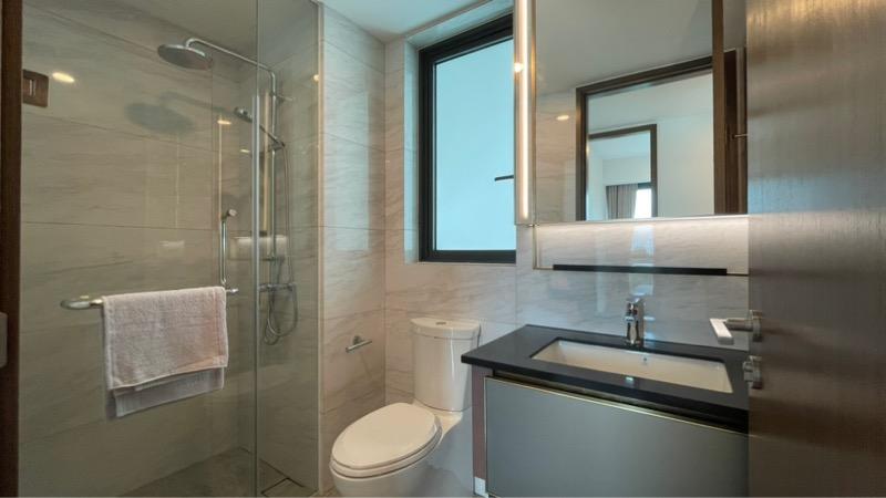 Normanton Park Condominium For Rent, $9,999, 4 Bed 2 Bath 1,195 sqft $8.37 psf