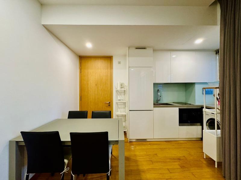 The Peak @ Cairnhill II Condominium For Rent, $4,400, 2 Bed 2 Bath 904 sqft $4.87 psf