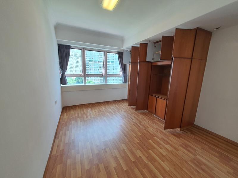 336 River Valley Apartment For Rent, $5,350, 2 Bed 3 Bath 1,582 sqft $3.38 psf