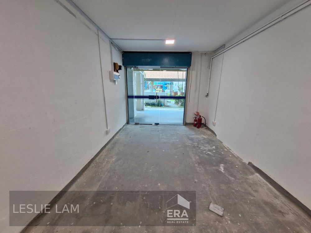 Hdb Half Shop at Everton Park for Rent. Near Outram Mrt!