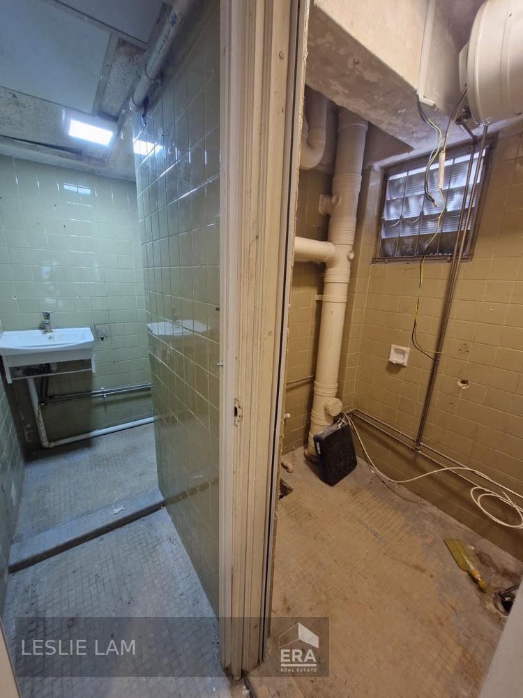 Hdb Half Shop at Everton Park for Rent. Near Outram Mrt!