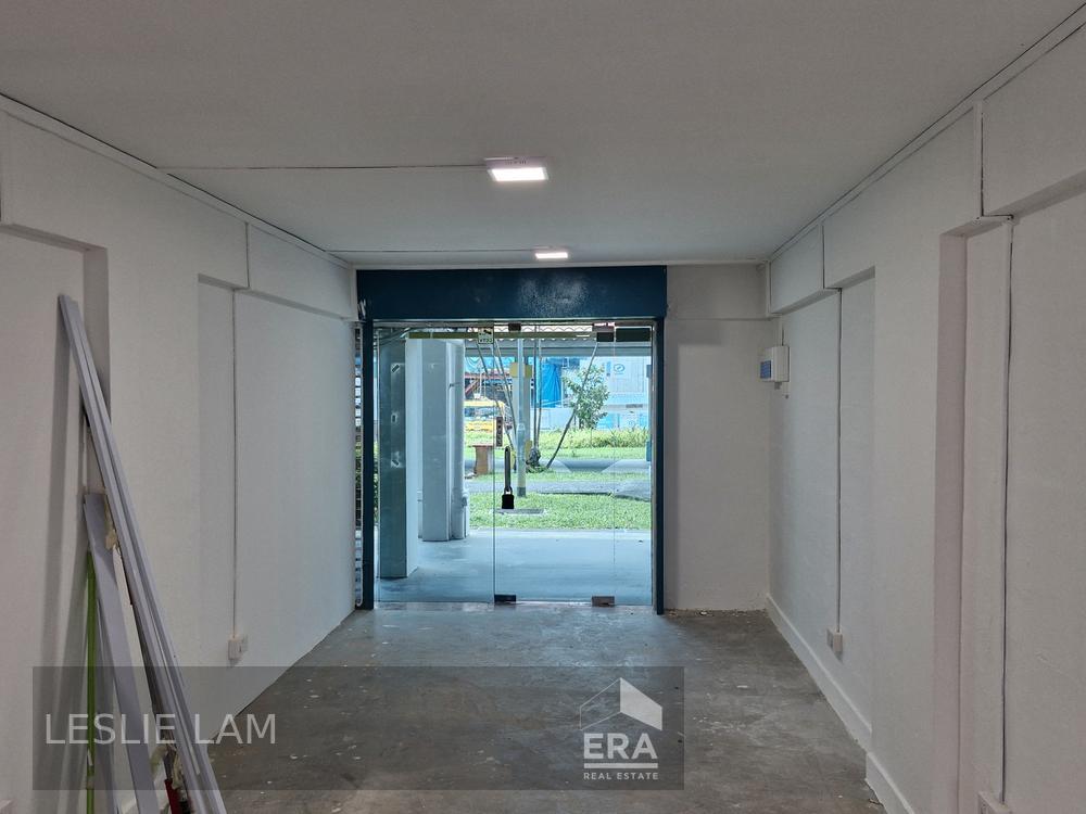 Hdb Half Shop at Everton Park for Rent. Near Outram Mrt and Sgh!