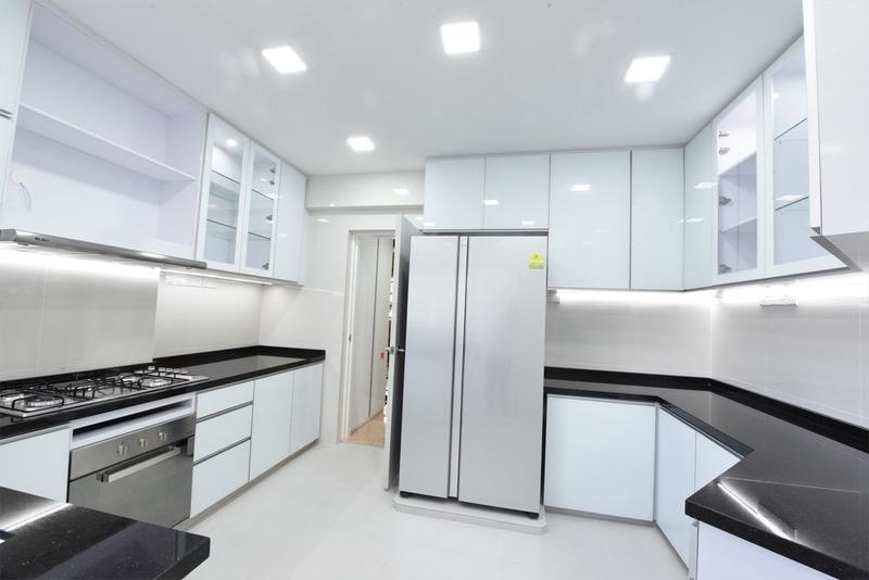 Hawaii Tower Condominium For Rent, $8,900, 3 Bed 2 Bath 2,500 sqft $3.56 psf