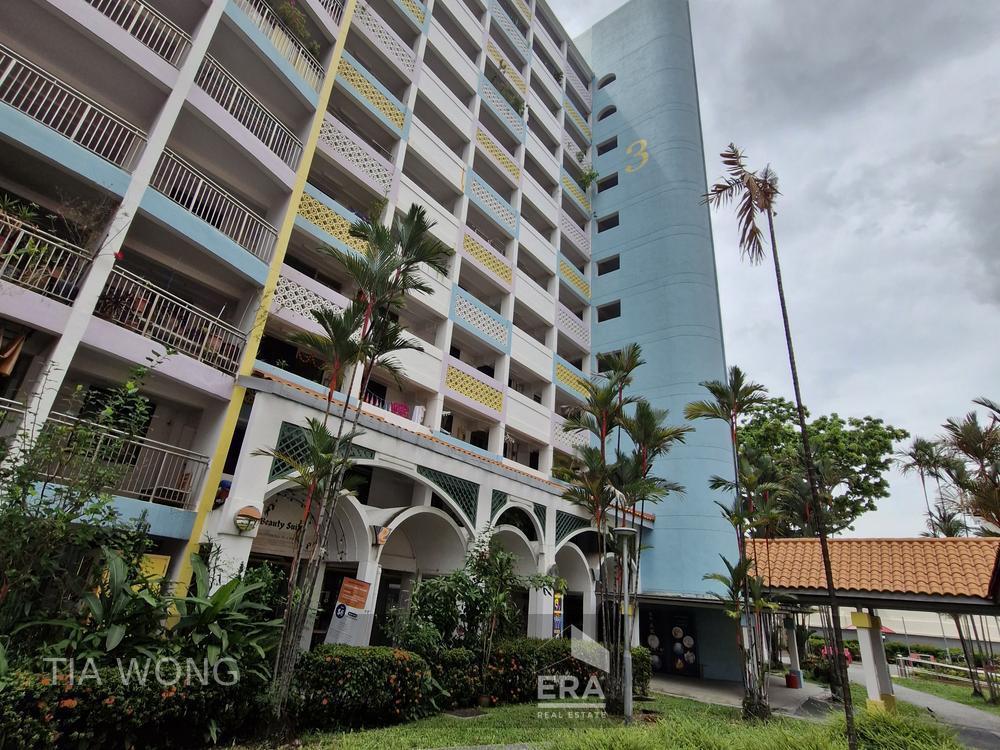 Hdb Half Shop at Everton Park for Rent. Near Outram Mrt and Sgh!