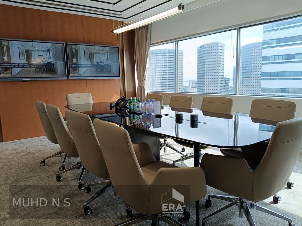 Beautiful 4/6 Pax Suite With Nice City & Ocean View! Gateway East. Mrt Commercial | D07 Bugis | Prop-GPT the AI-Powered Property Guru