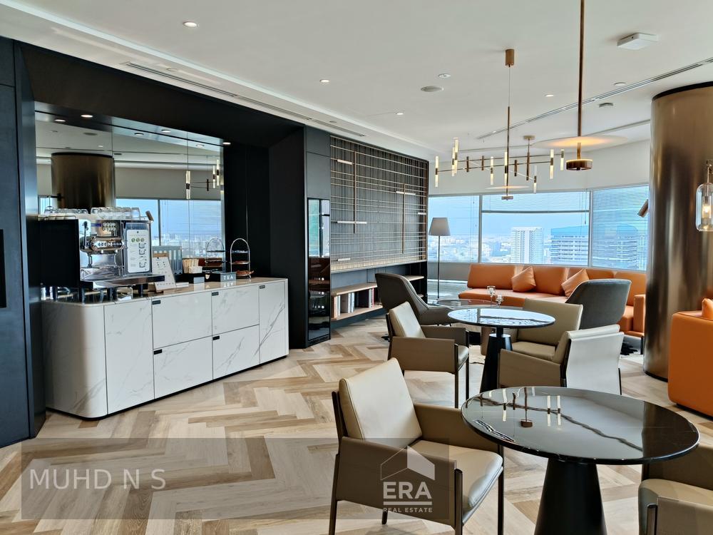 Beautiful 4/6 Pax Suite With Nice City & Ocean View! Gateway East. Mrt