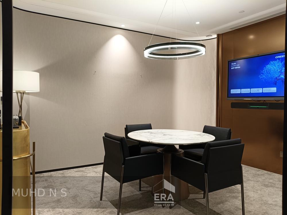 Beautiful 4/6 Pax Suite With Nice City & Ocean View! Gateway East. Mrt