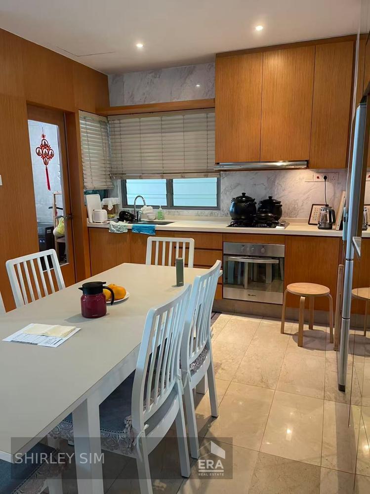 A Unit at the Oxley for Immediate Rental.