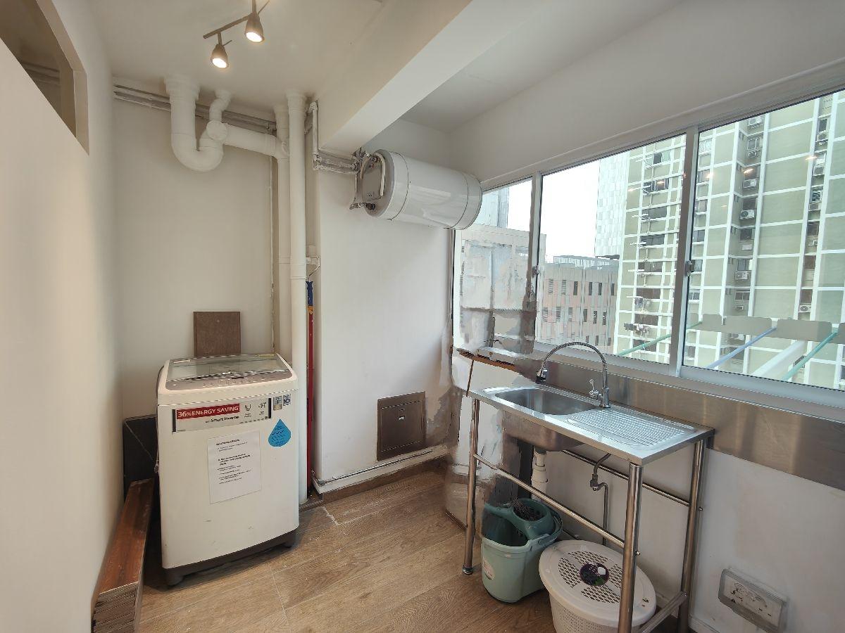 533 Upper Cross Street HDB Apartment For Rent, $3,300, 2 Bed 2 Bath 646 sqft $5.11 psf