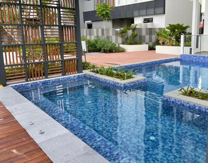 Uptown @ Farrer Condominium For Rent, $4,100, 2 Bed 2 Bath 538 sqft $7.62 psf