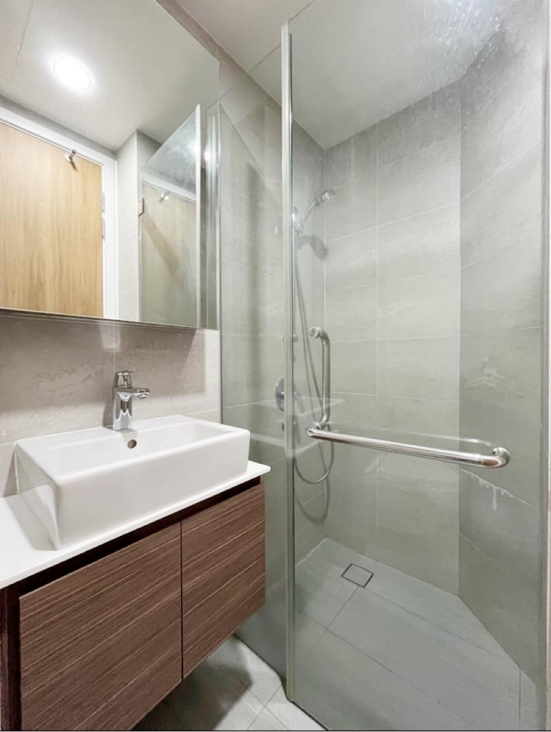 Uptown @ Farrer Condominium For Rent, $4,100, 2 Bed 2 Bath 538 sqft $7.62 psf