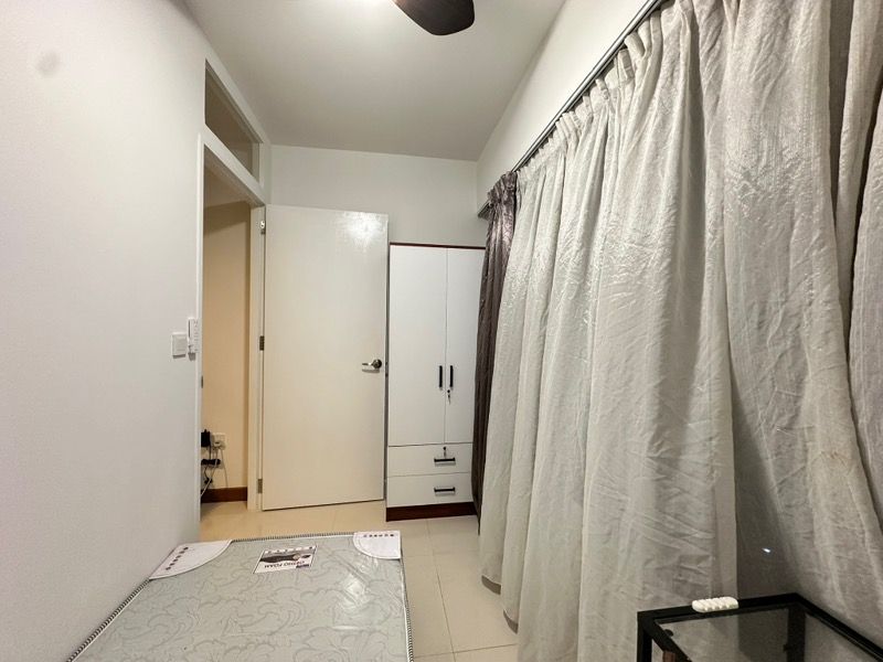 32 Ghim Moh Edge HDB Apartment Room Rental, $1,280, 1 Bed 1 Bath 161 sqft $7.95 psf