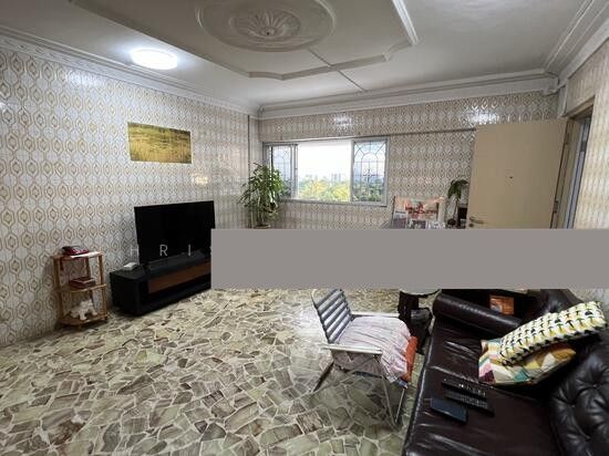 113 Jurong East Street 13 HDB Apartment Room Rental, $900, 1 Bed 1 Bath 225 sqft $4.00 psf