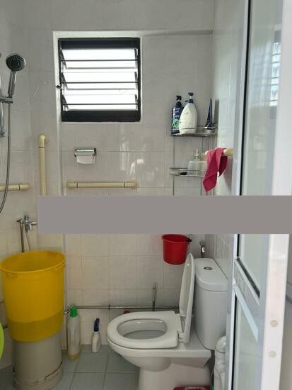 113 Jurong East Street 13 HDB Apartment Room Rental, $900, 1 Bed 1 Bath 225 sqft $4.00 psf