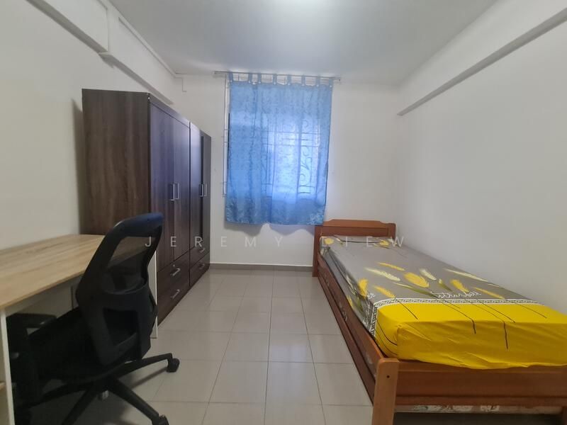 88 Commonwealth Close