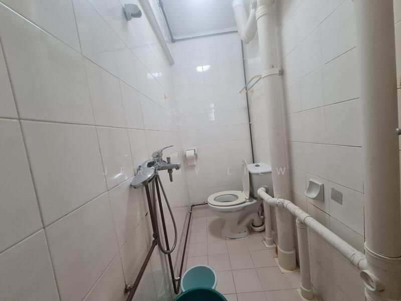 88 Commonwealth Close