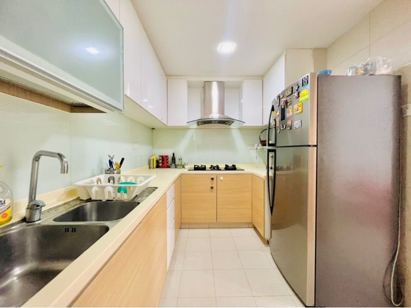 The Belvedere Condominium For Rent, $6,300, 3 Bed 3 Bath 1,238 sqft $5.09 psf