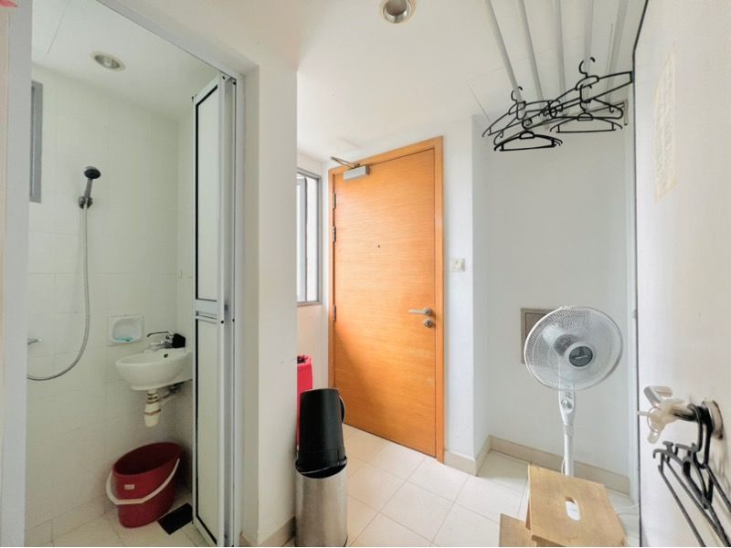 The Belvedere Condominium For Rent, $6,300, 3 Bed 3 Bath 1,238 sqft $5.09 psf