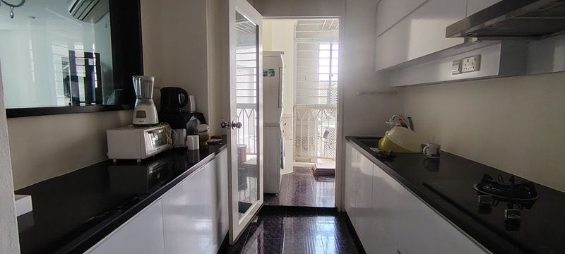 Maysprings Apartment For Rent, $3,500, 2 Bed 2 Bath 915 sqft $3.83 psf