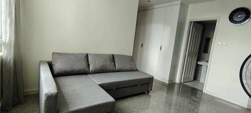 Maysprings Apartment For Rent, $3,500, 2 Bed 2 Bath 915 sqft $3.83 psf