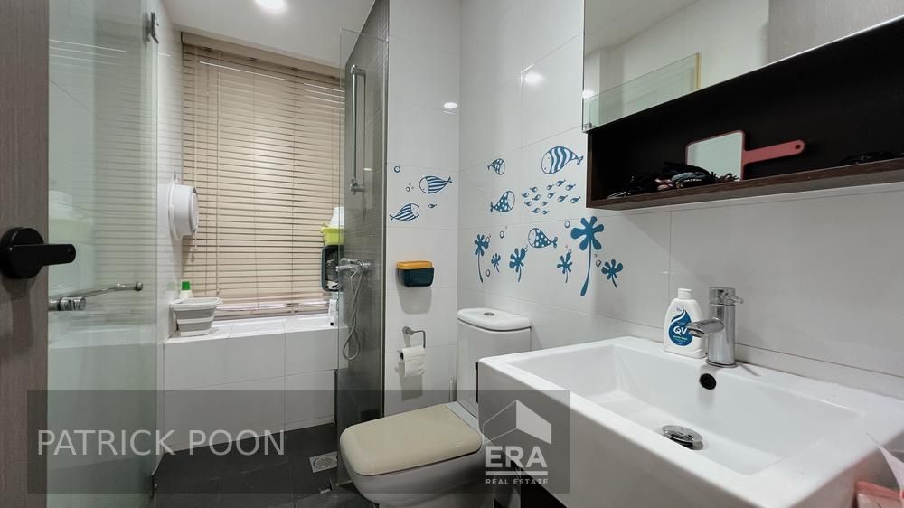 Unit Available Immediately High Floor Renovated