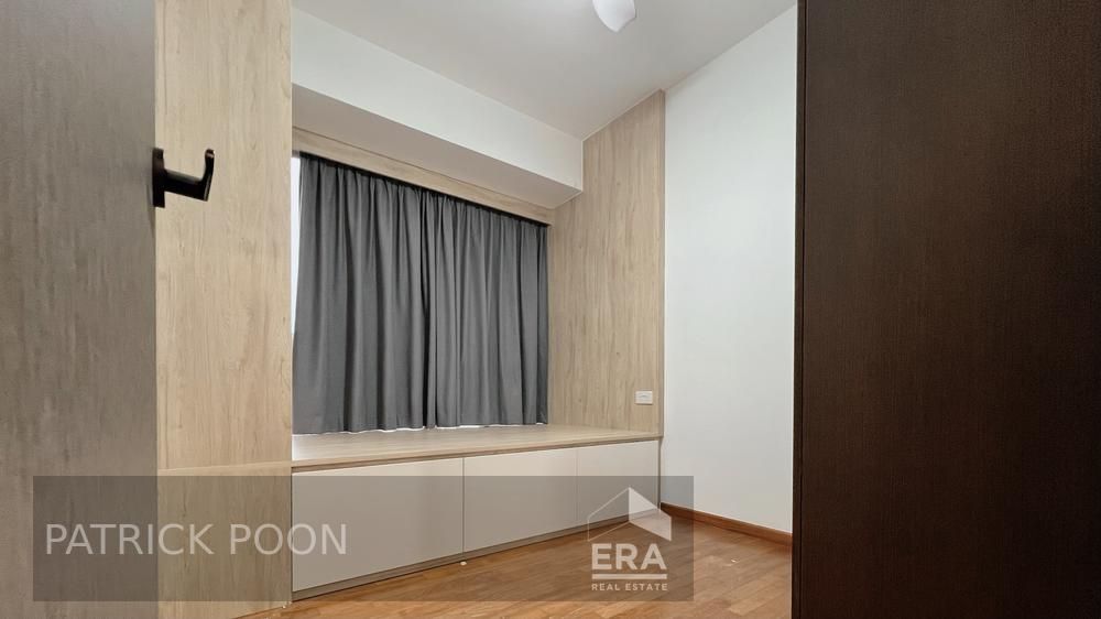 Unit Available Immediately High Floor Renovated