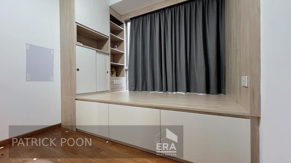 Unit Available Immediately High Floor Renovated