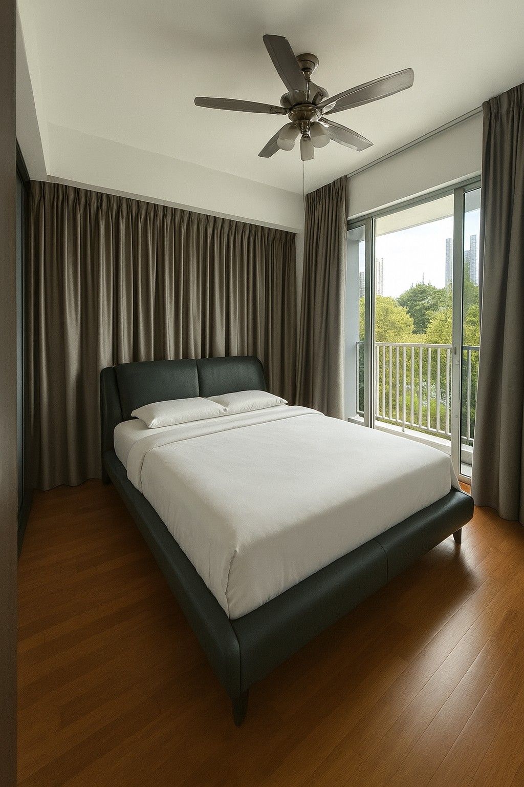 The Parc Condominium Condominium For Rent, $6,800, 4 Bed 3 Bath 1,421 sqft $4.79 psf