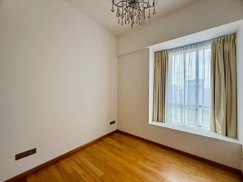 Paterson Suites Condominium For Rent, $11,500, 3 Bed 3 Bath 1,679 sqft $6.85 psf