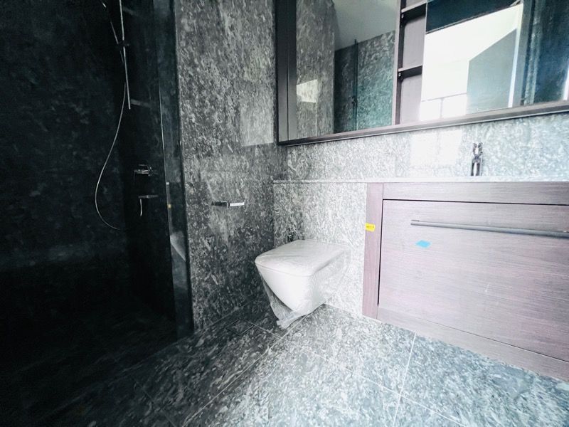 Sky Everton Condominium For Rent, $5,300, 2 Bed 2 Bath 657 sqft $8.07 psf