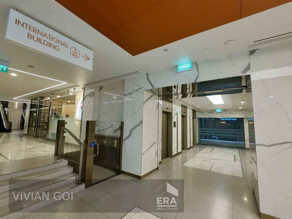 Shop Space at International Building Suit Beauty Trade