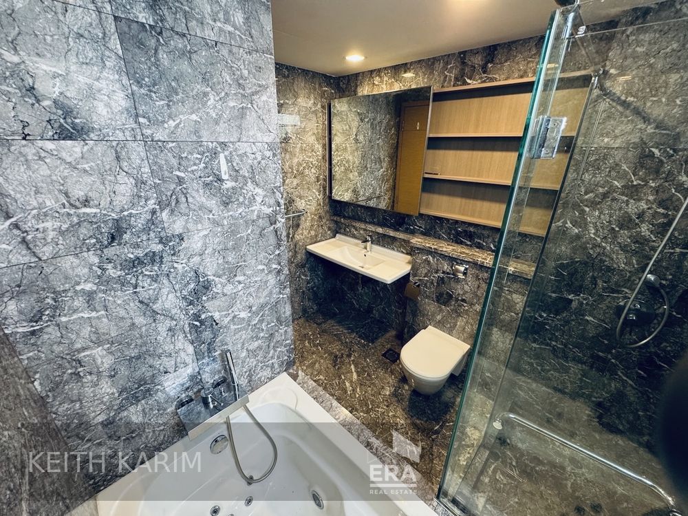 Functional Well Maintained 2, 3 or 4 Bedders With Private Lift!