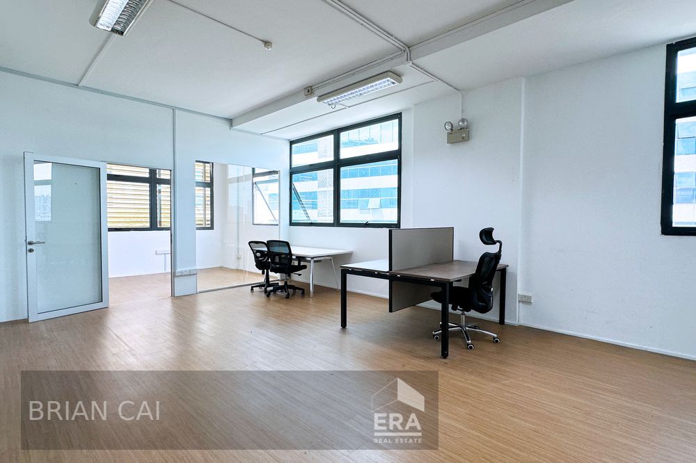 Bright,well Maintain Flexible Space! Ideal for Office, Studio Etc!