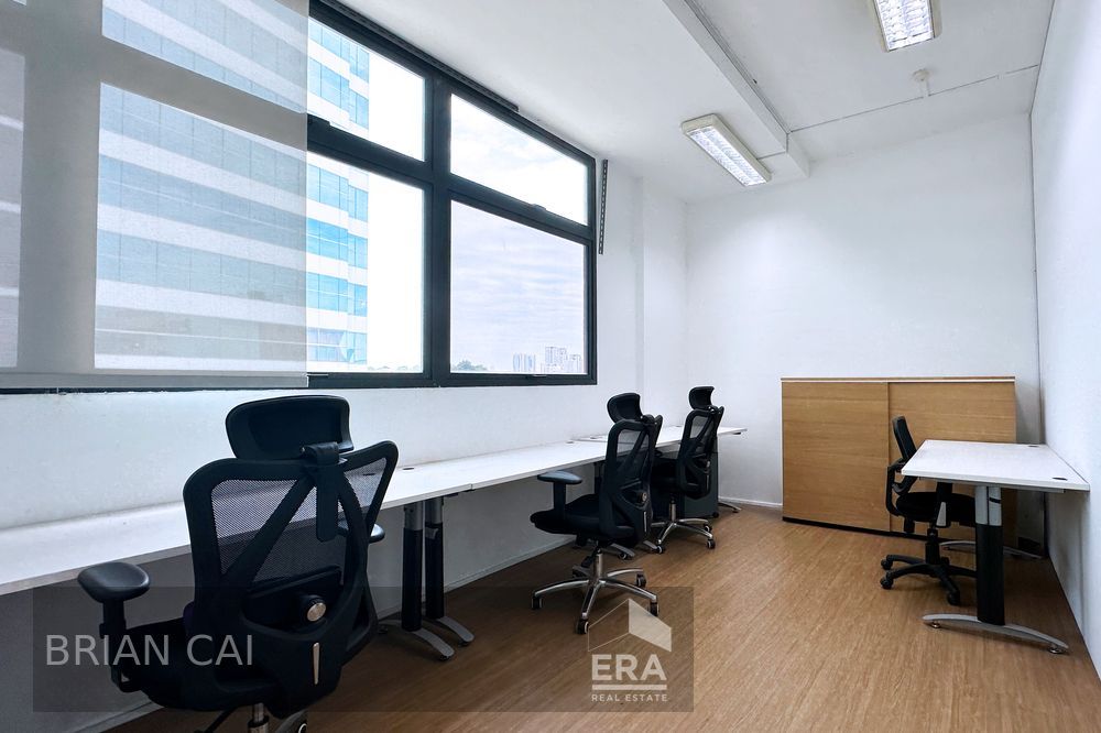 Bright,well Maintain Flexible Space! Ideal for Office, Studio Etc!