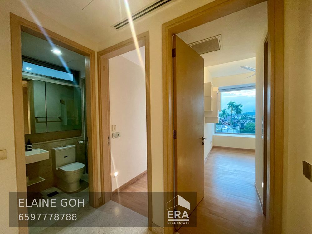 3 Room 3 Bath Reno Kitchen No Road and Pool Noise Off Balcony Seaview!