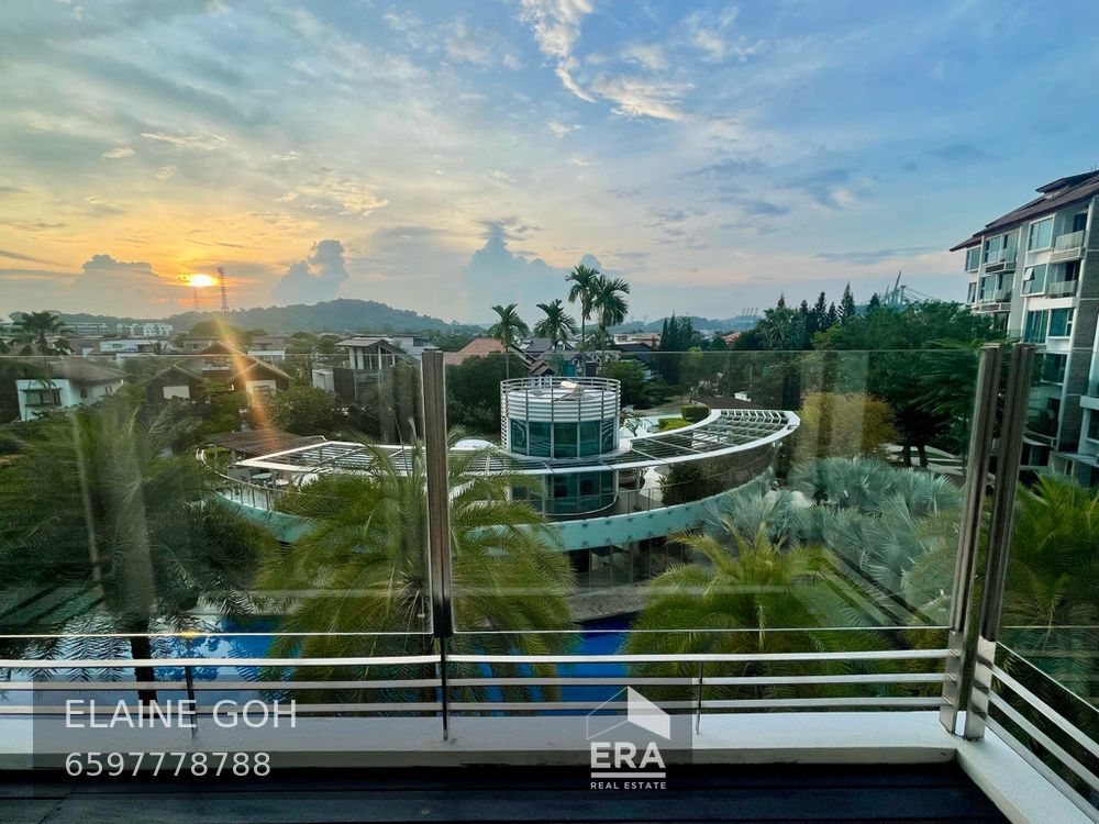 3 Room 3 Bath Reno Kitchen No Road and Pool Noise Off Balcony Seaview!