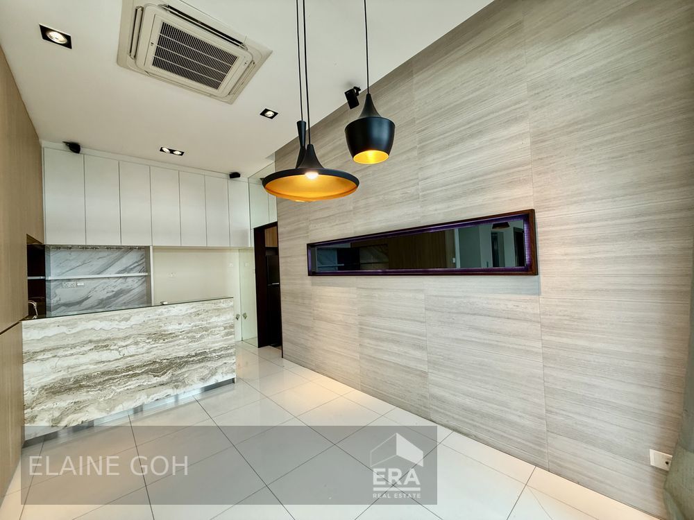 3.5 Storey Semi-d Freehold 4 Rooms Pte Lift & Pool 1 Km Henry Park Pri