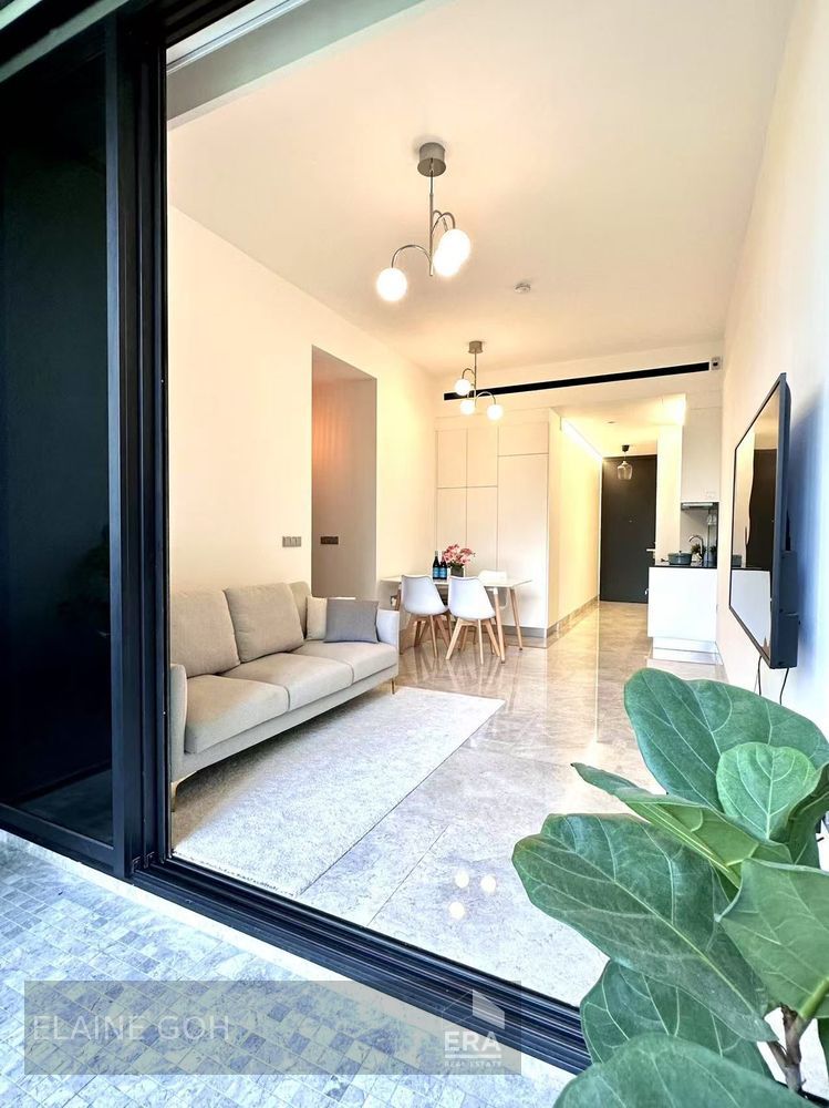 2 Room 2 Bath Fully Furnished 1 Km Great World Mrt & River Valley Pri!