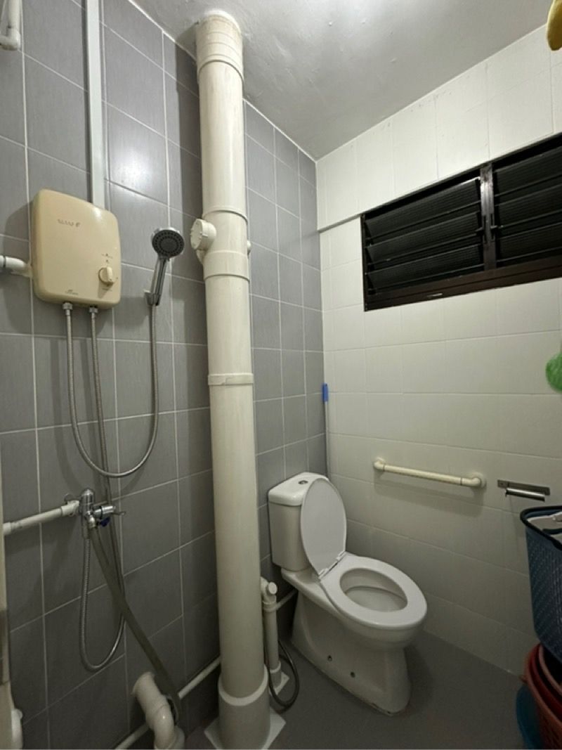 229 Bukit Batok East Avenue 3 HDB Apartment Room Rental, $450, 1 Bed 107 sqft $4.21 psf