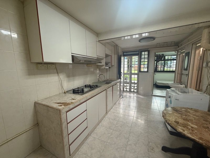 13 Lorong 7 Toa Payoh HDB Apartment For Rent, $2,800, 2 Bed 1 Bath 742 sqft $3.77 psf