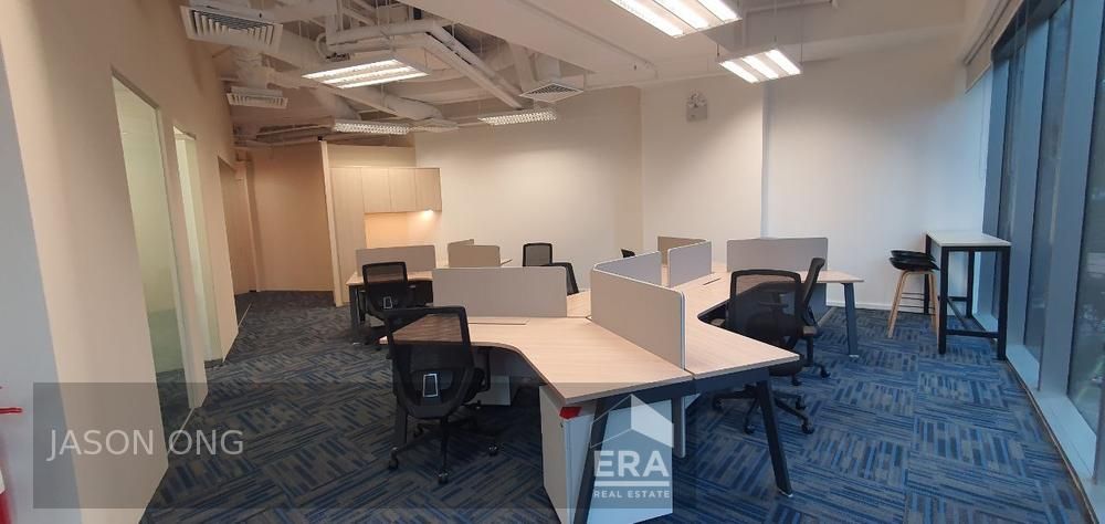 Brand New Fitted Unit for Immediate Occupancy