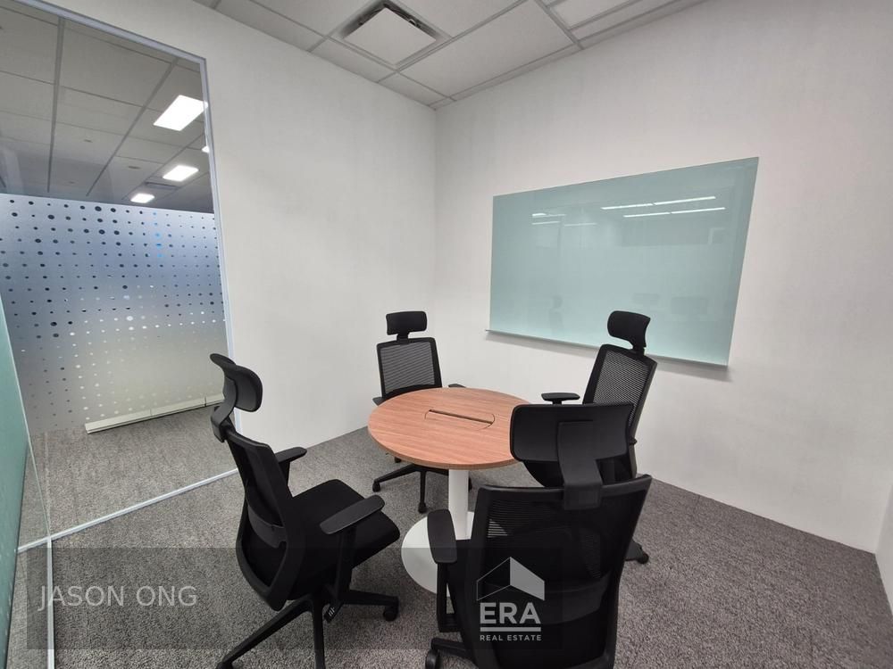 Brand New Fitted Office Unit for 25pax With Director & Meeting Room