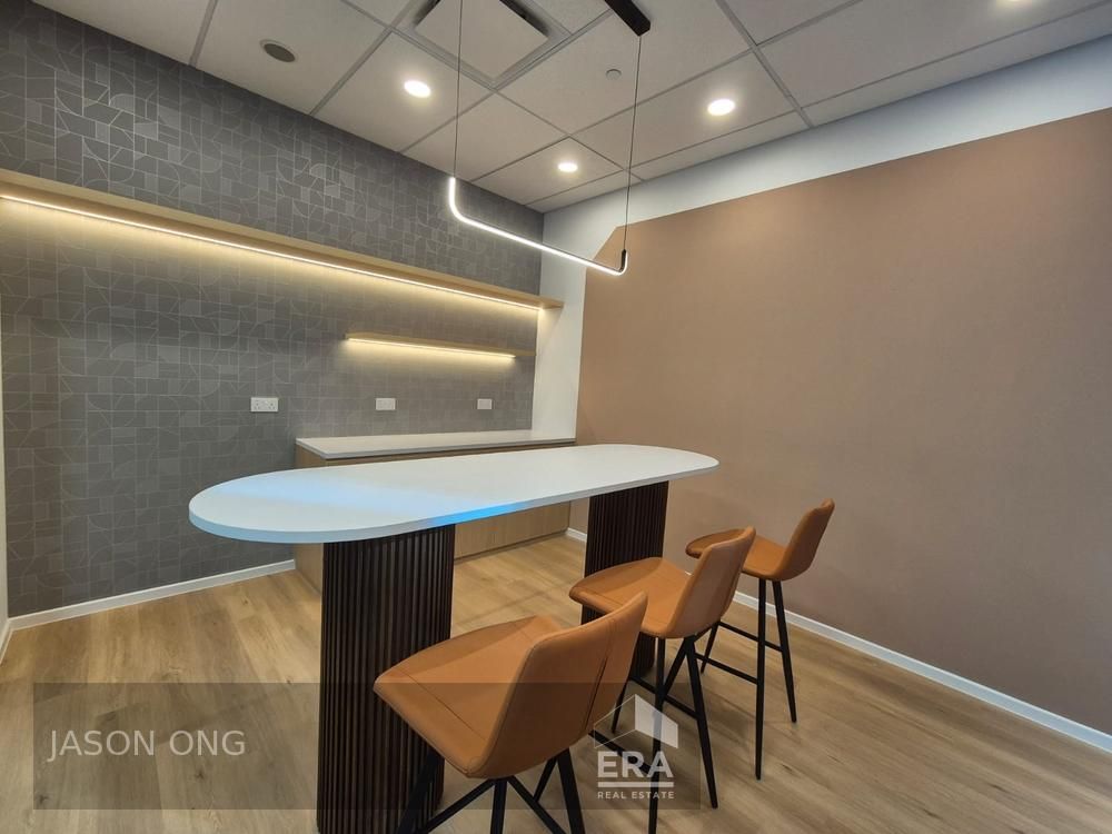 Brand New Fitted Office Unit for 25pax With Director & Meeting Room