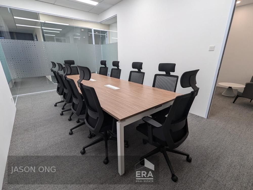 Brand New Fitted Office Unit for 25pax With Director & Meeting Room