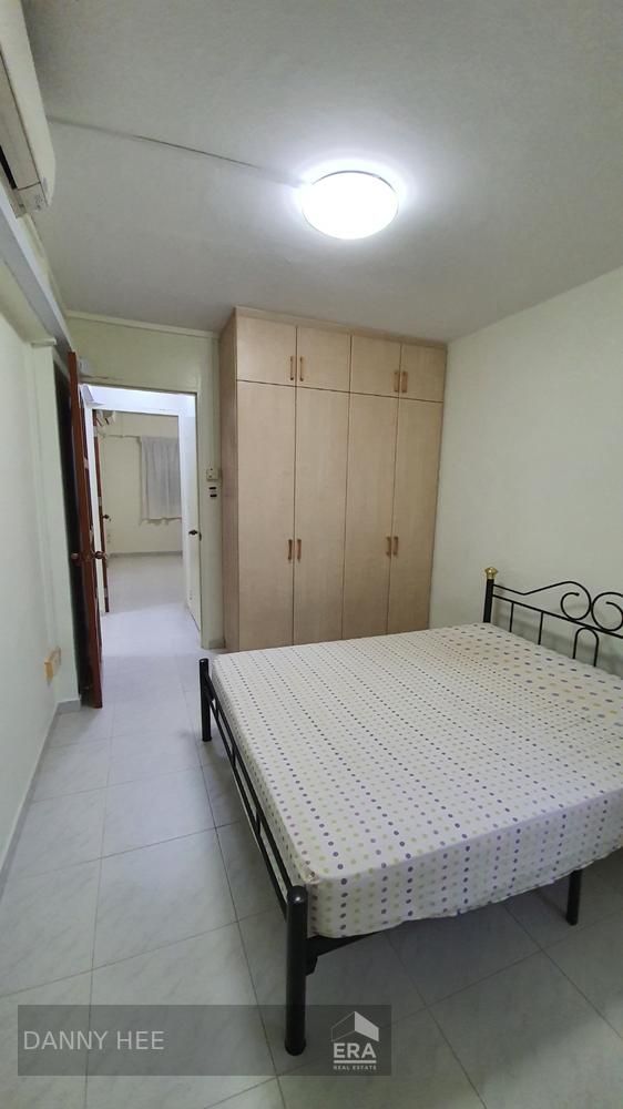 Walking Distance to Bedok Central and Mall