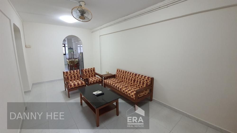 Walking Distance to Bedok Central and Mall