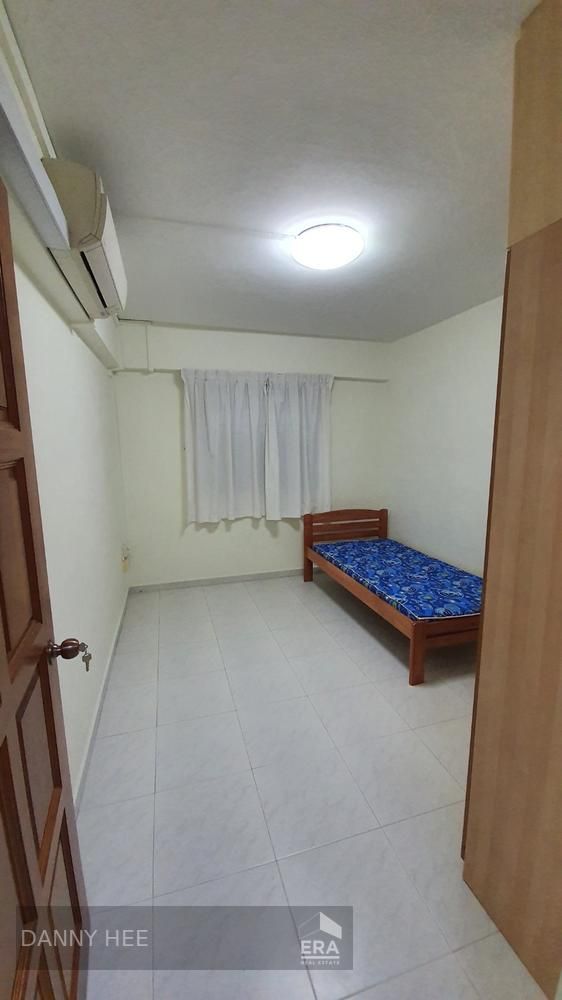 Walking Distance to Bedok Central and Mall